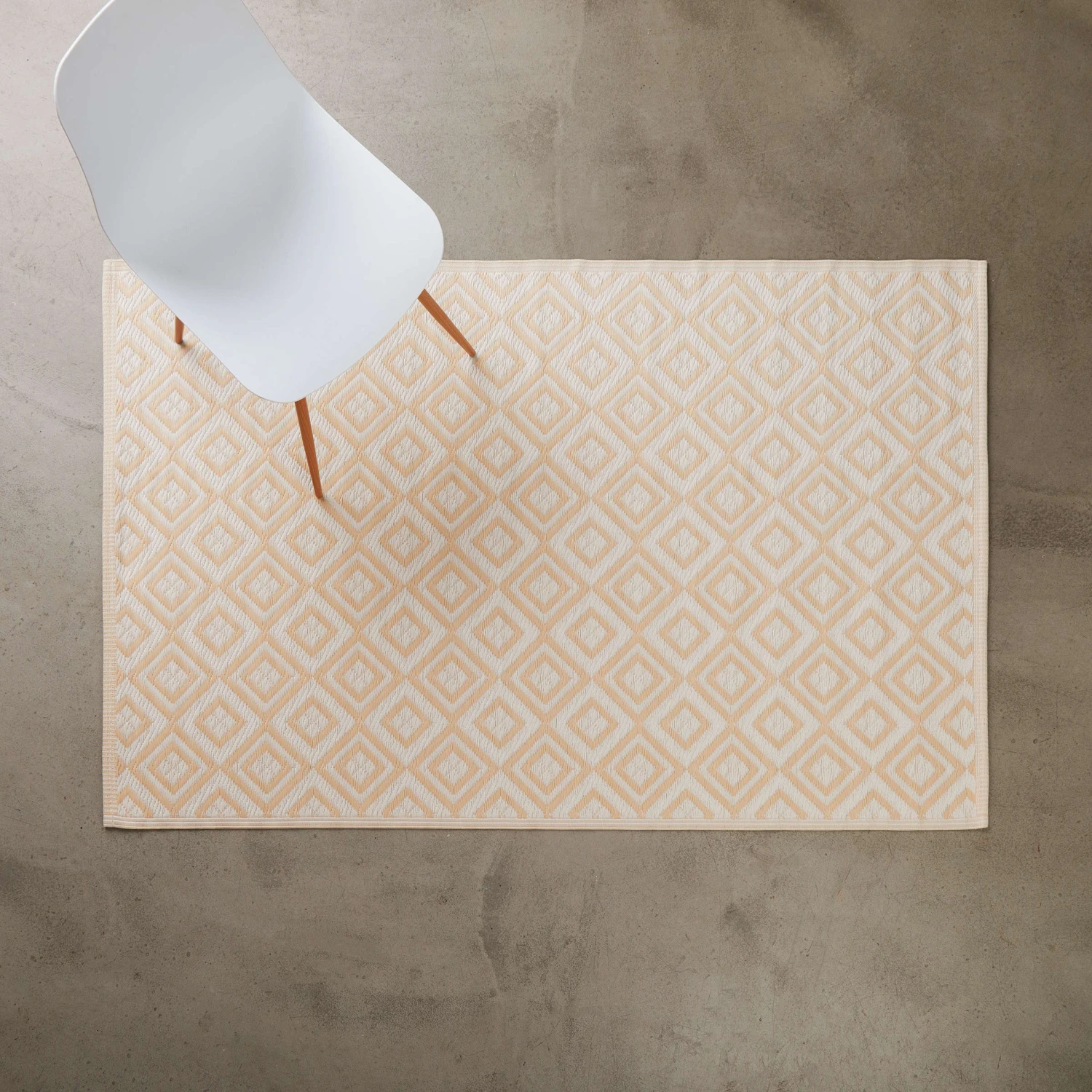 In- & Outdoor-Teppich L 180 X B 118cm COLOUR CLASH In Creme 4 In- & Outdoor-Teppich L 180 X B 118cm COLOUR CLASH In Creme – Bild 2