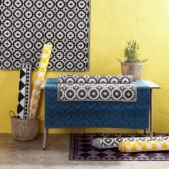 In- & Outdoor-Teppich Mosaik L 150 X B 90cm COLOUR CLASH In Taupe -Butlers butlers in and outdoor teppich mosaik l 150 x b 90cm colour clash in taupe 8