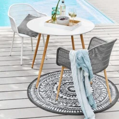 In- & Outdoor-Teppich Ø118cm COLOUR CLASH In Schwarz-Weiß -Butlers butlers in and outdoor teppich o118cm colour clash in schwarz weiss 8