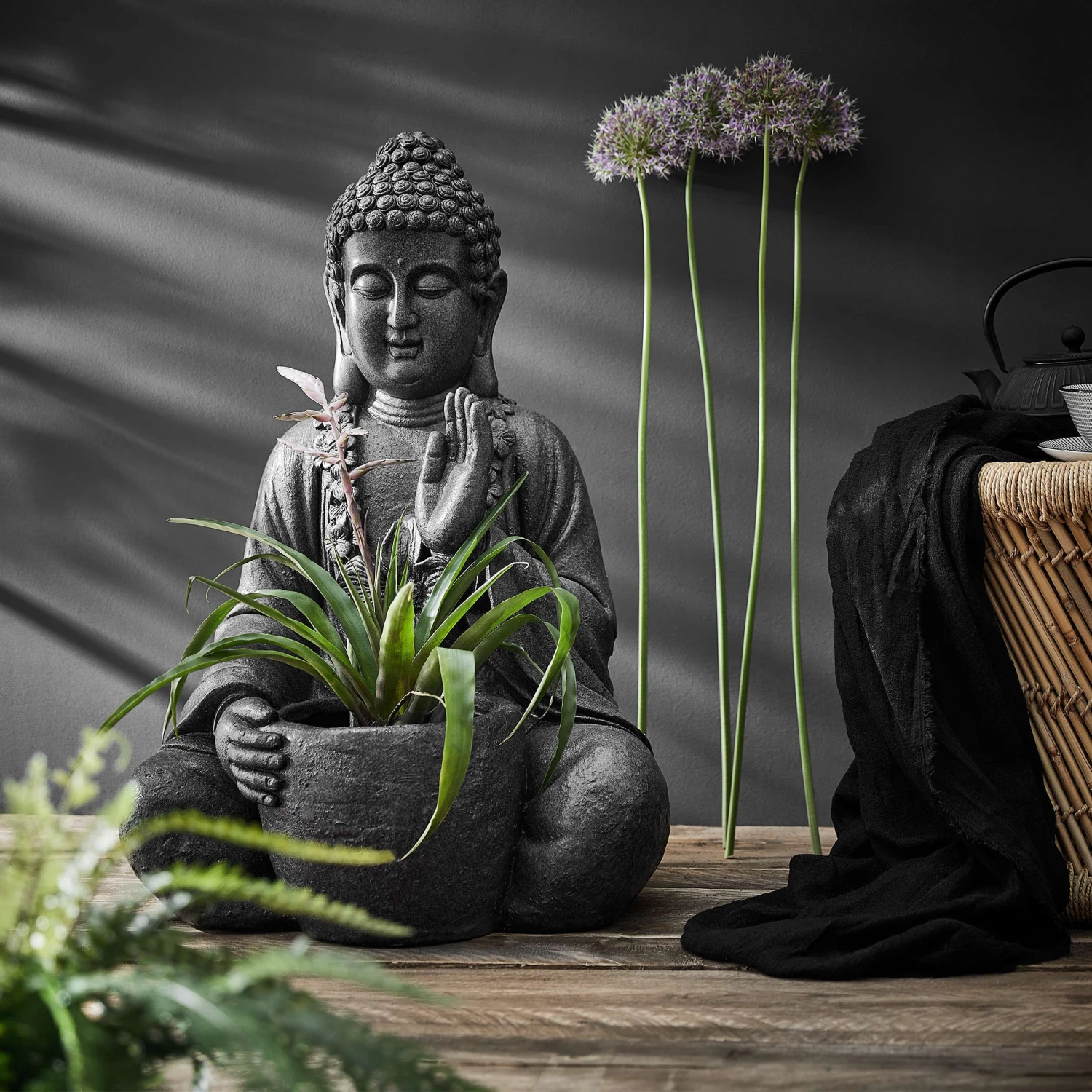 Statue Mit Blumentopf Höhe 69cm BUDDHA In Dunkelgrau 4 Statue Mit Blumentopf Höhe 69cm BUDDHA In Dunkelgrau – Bild 2